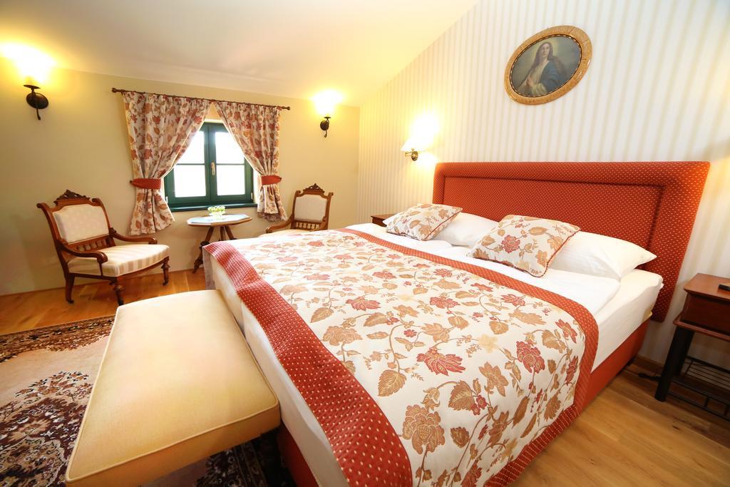 Boutique Hotel Pri Mlyne Lozorno Exterior photo